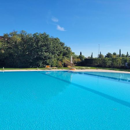 Dolce Blu Sirmione Apartamento Rivoltella del Garda Exterior foto