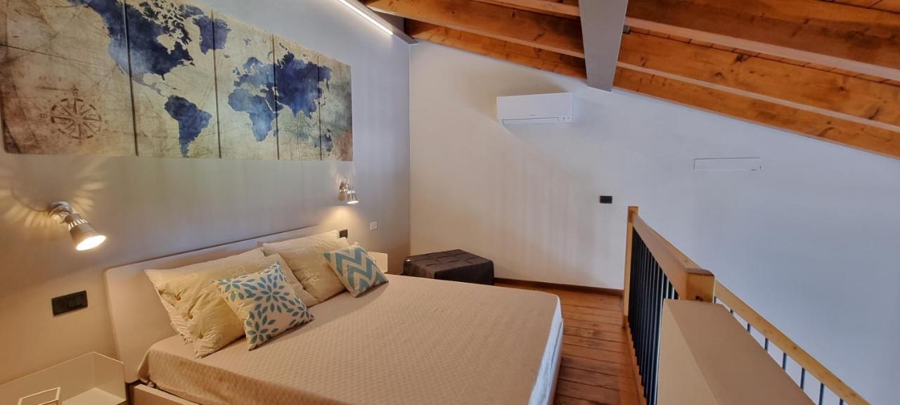 Dolce Blu Sirmione Apartamento Rivoltella del Garda Exterior foto