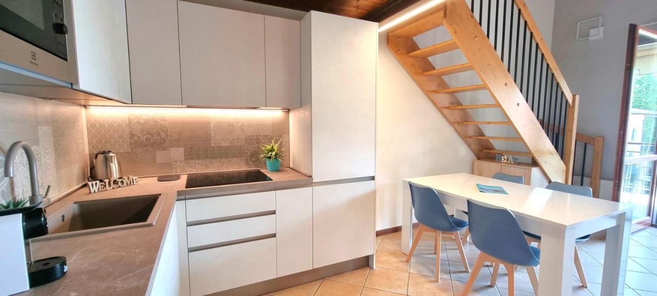 Dolce Blu Sirmione Apartamento Rivoltella del Garda Exterior foto