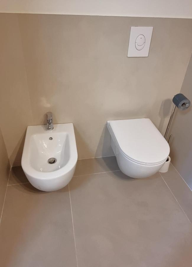 Dolce Blu Sirmione Apartamento Rivoltella del Garda Exterior foto