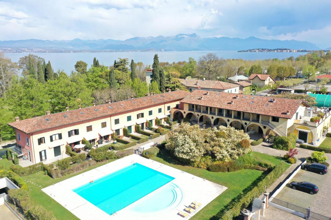 Dolce Blu Sirmione Apartamento Rivoltella del Garda Exterior foto