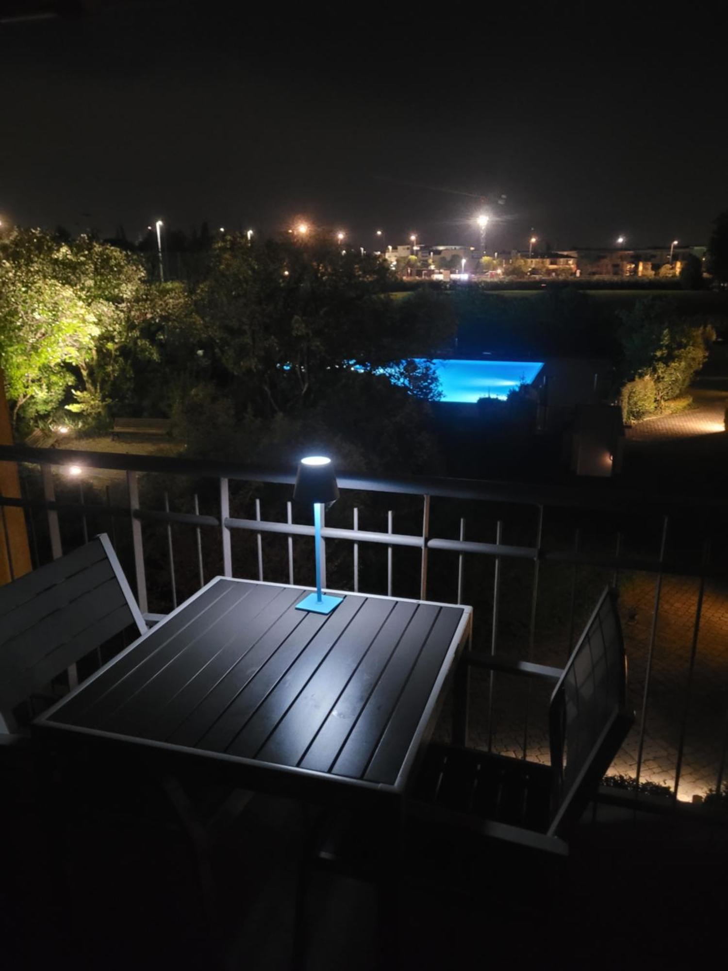 Dolce Blu Sirmione Apartamento Rivoltella del Garda Exterior foto